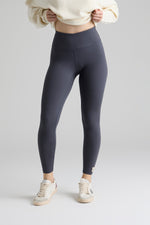 Free Soft High-Rise Leggings / Charcoal