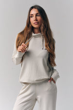 Mock Neck Pullover / Off-White